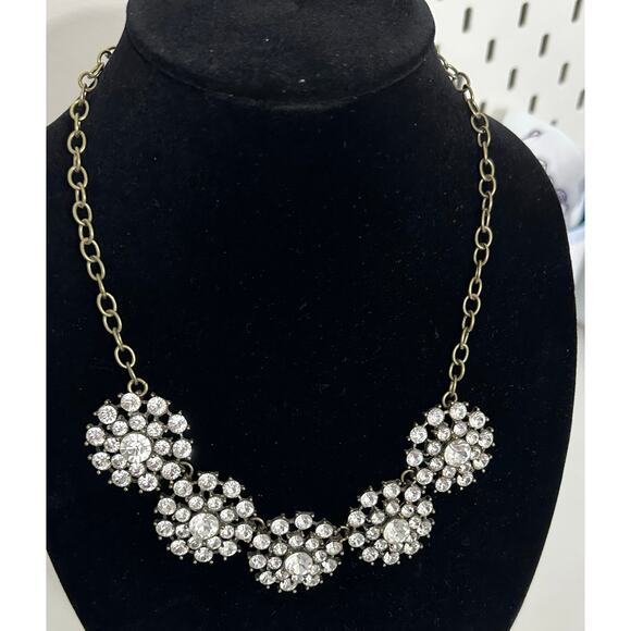 Ashley Statement Necklace - Perfect for Holidays and Special Occasions - Picture 2 of 6